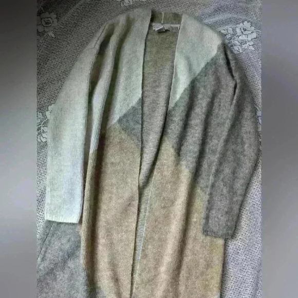 Neutral Colorblock Open Boho Cardigan - Picture 2 of 5